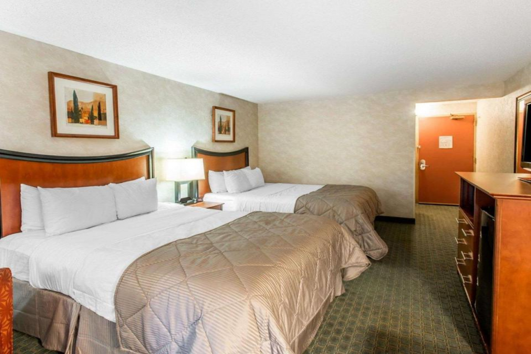 Quality Inn and Conference Center Greeley Downtown 10/27