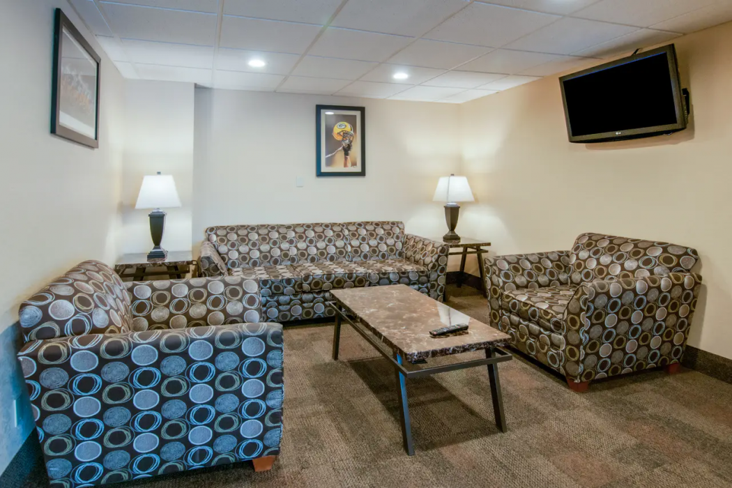 Quality Inn Stadium Area Green Bay Stadium 3/22