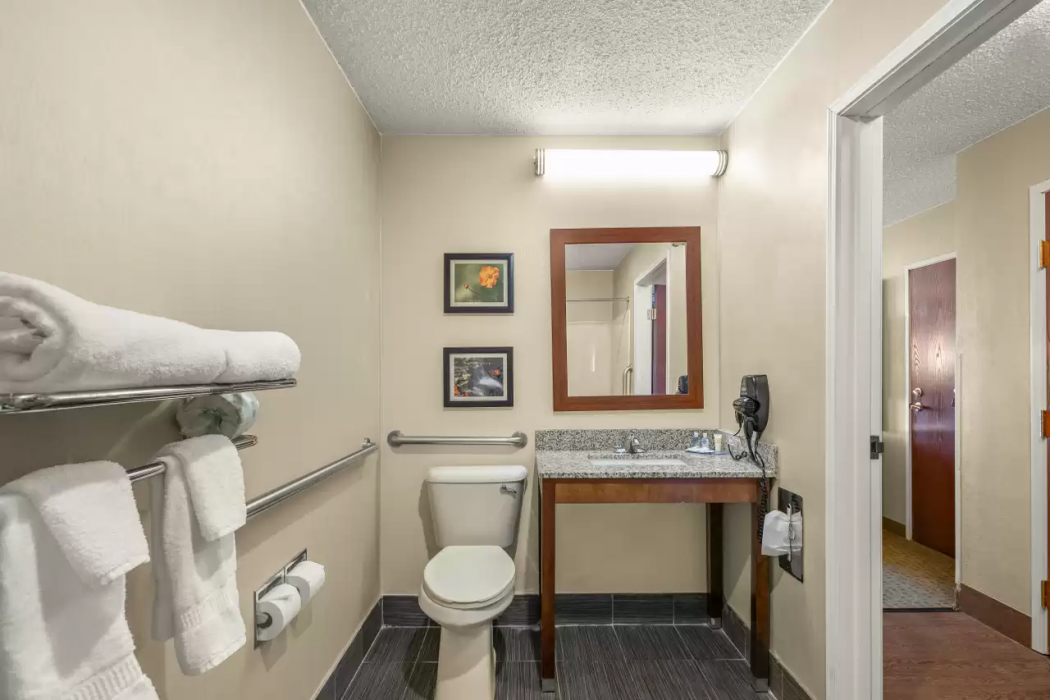 Comfort Inn Near Ouabache State Park 23/32