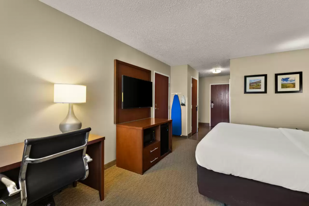Comfort Inn Near Ouabache State Park 22/32
