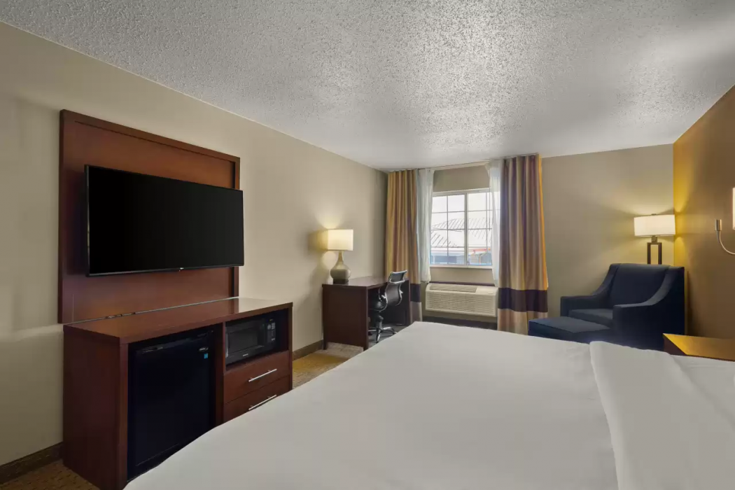 Comfort Inn Near Ouabache State Park 19/32