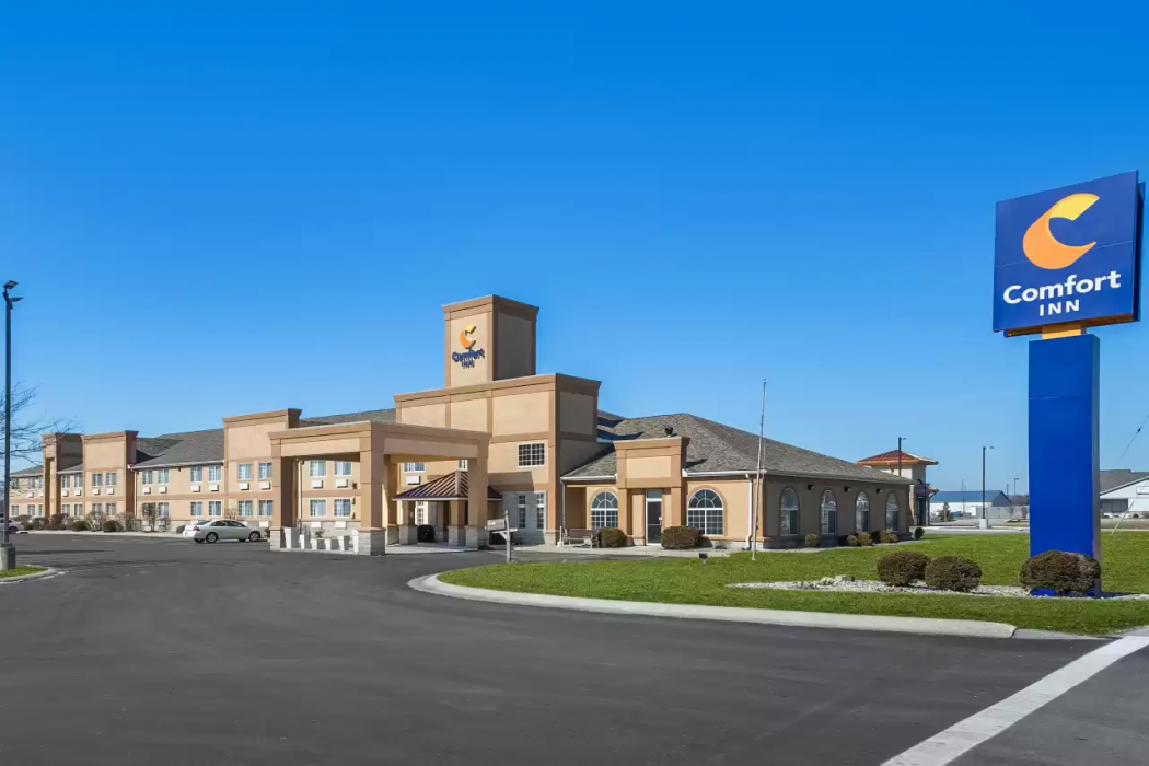 Comfort Inn Near Ouabache State Park 1/32