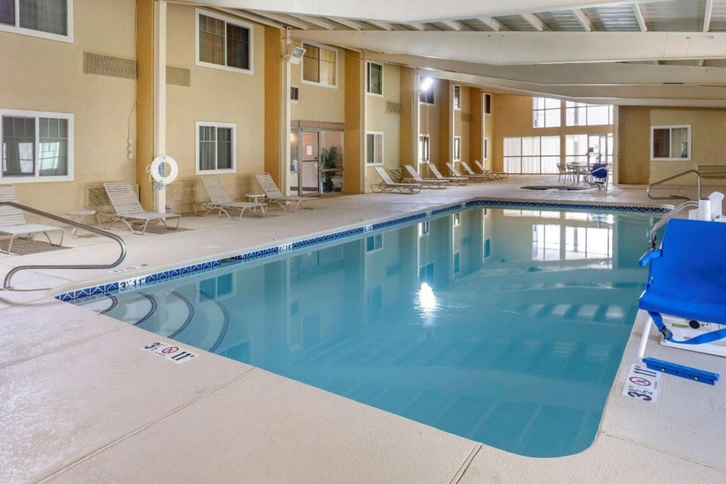 Comfort Inn Santa Rosa on Route 66 15/30