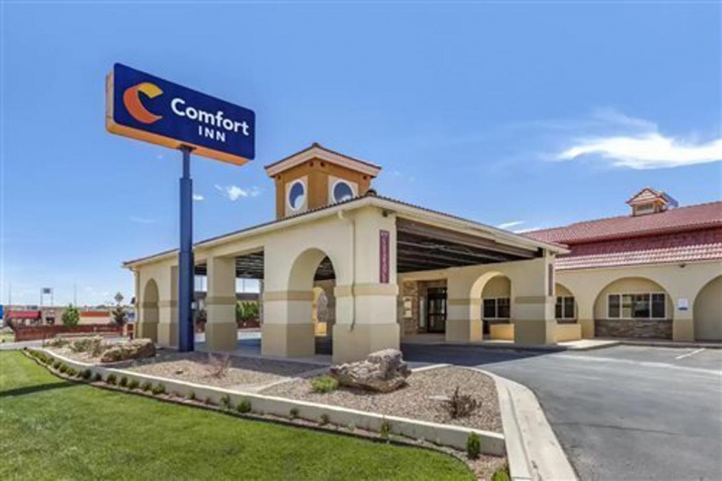 Comfort Inn Santa Rosa on Route 66 2/30