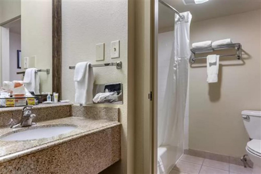 Comfort Inn Santa Rosa on Route 66 11/30