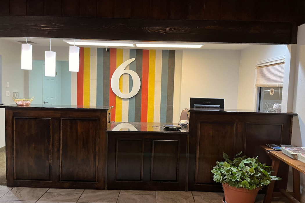 Lobby at Motel6 Junction, TX - Llano River, JUNCTION - TX