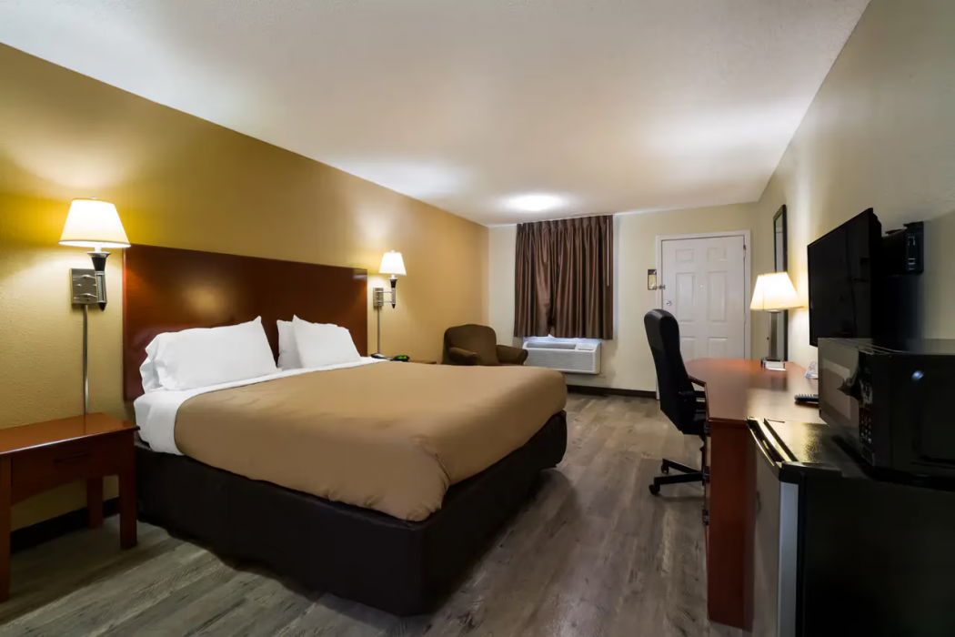 Quality Inn Brownsville TN 10/28