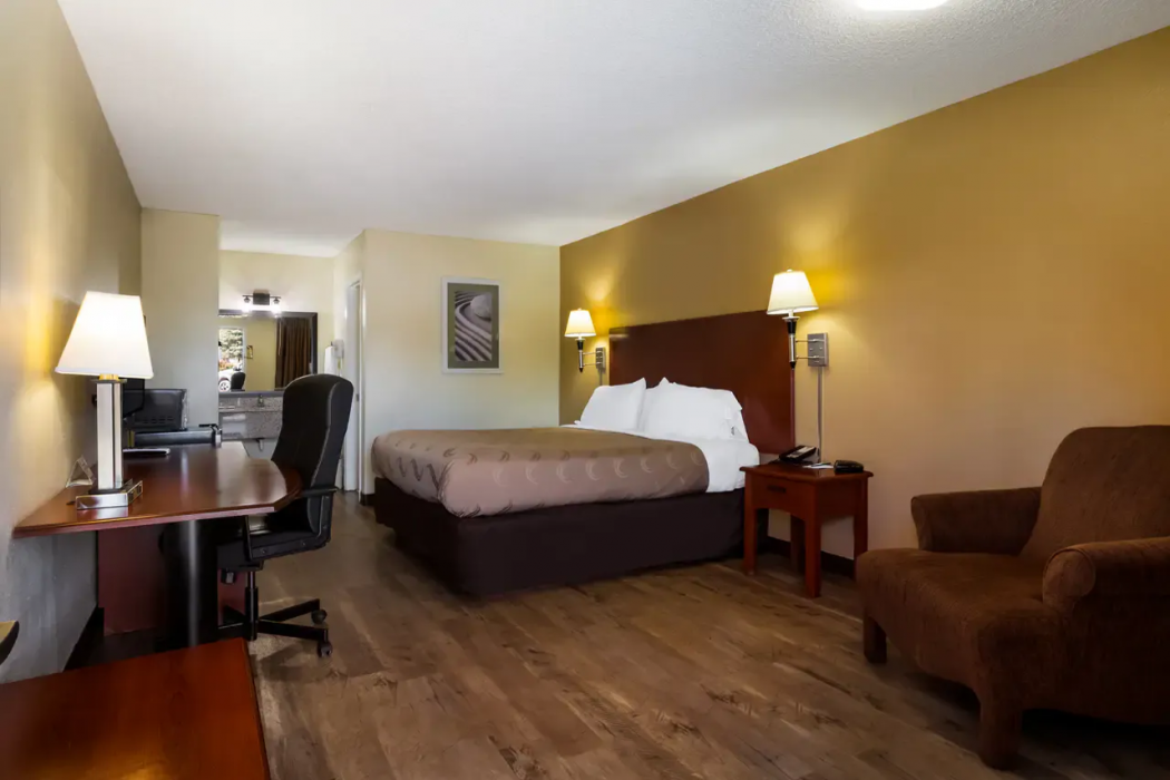 Quality Inn Brownsville TN 11/28