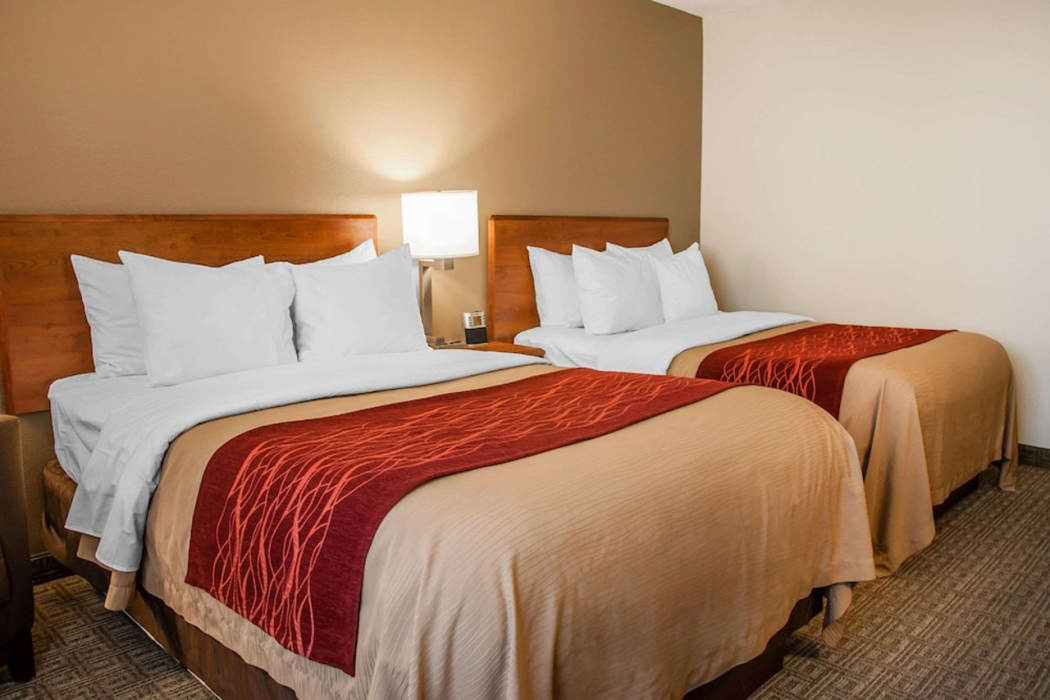 Comfort Inn Dickinson, ND 7/25