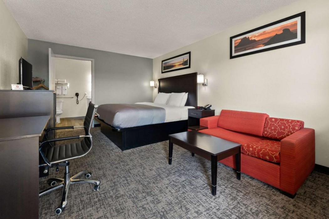 Quality Inn & Suites Dublin 5/25
