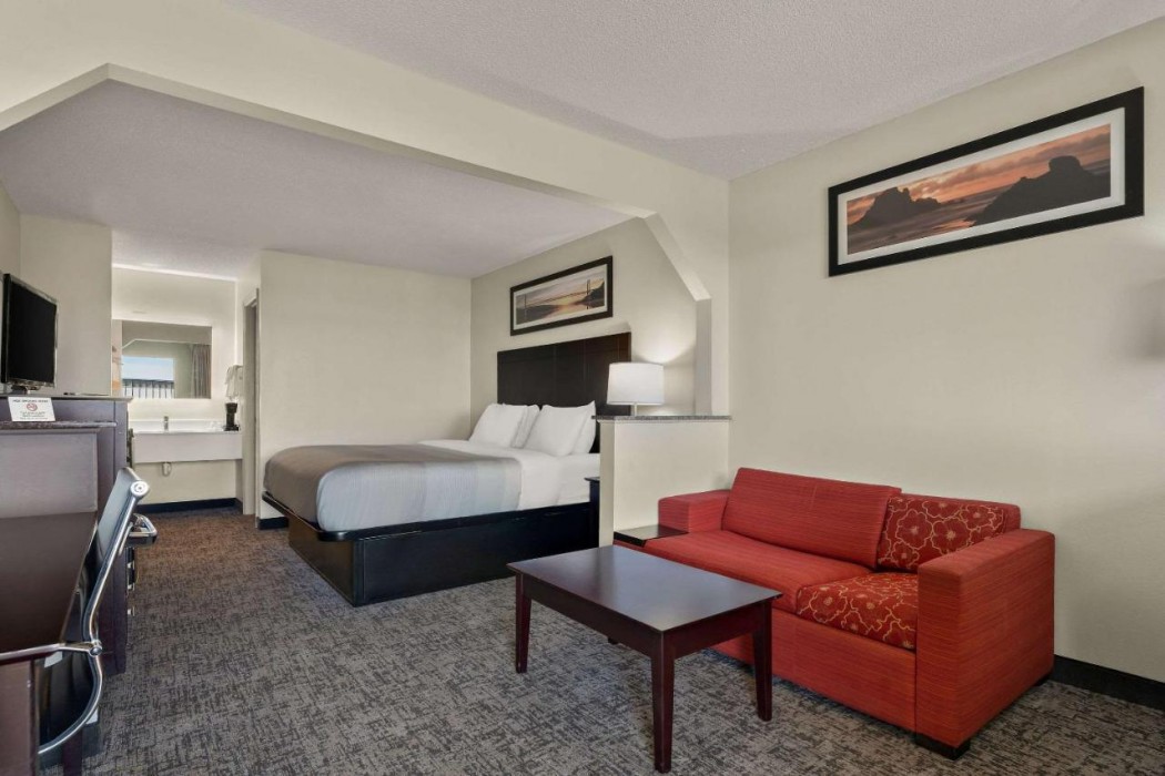 Quality Inn & Suites Dublin 2/25