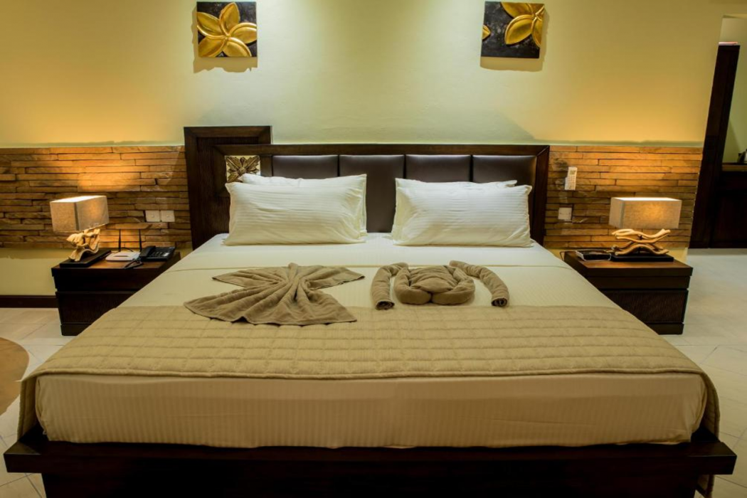 Oasis Hotel Restaurant & Spa 12/36