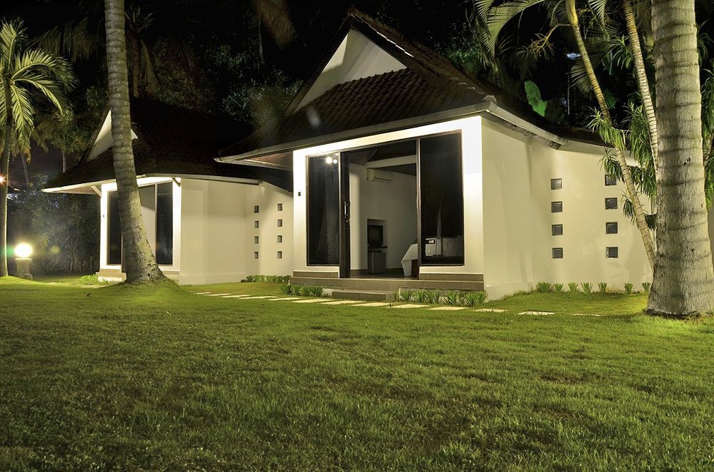 The Forty Eight Resort Candidasa 8/37