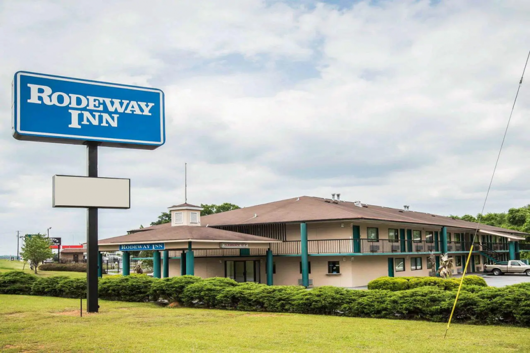 Rodeway Inn Phenix City - Columbus 1/8
