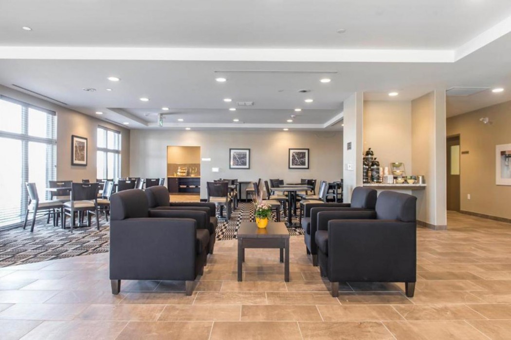 Quality Inn & Suites Kingston, ON 11/45