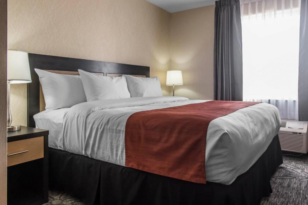 Quality Inn & Suites Kingston, ON 18/45