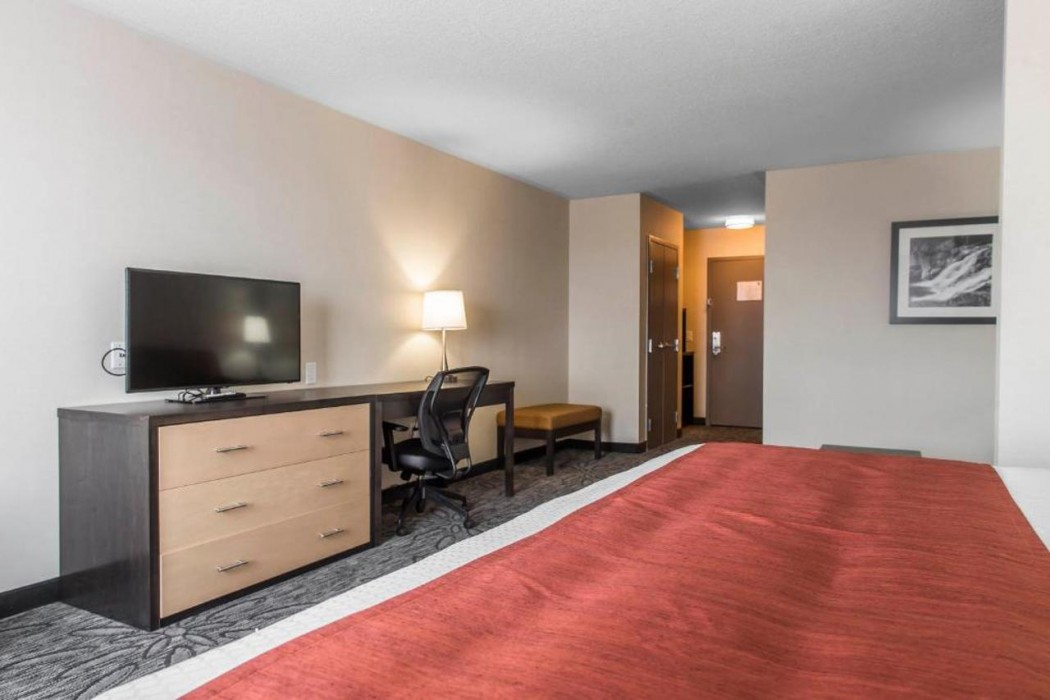 Quality Inn & Suites Kingston, ON 22/45