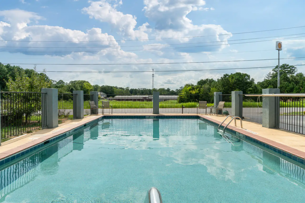 Quality Inn Adairsville-Calhoun South 16/20