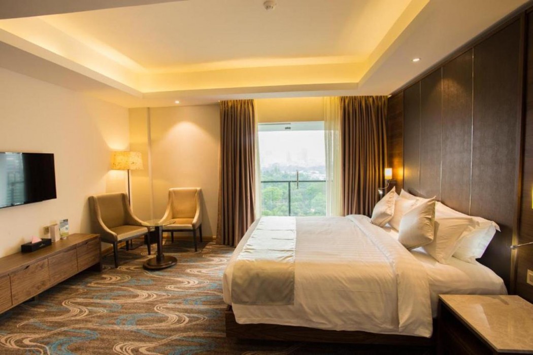 Golden Tulip the Grandmark Dhaka 12/60