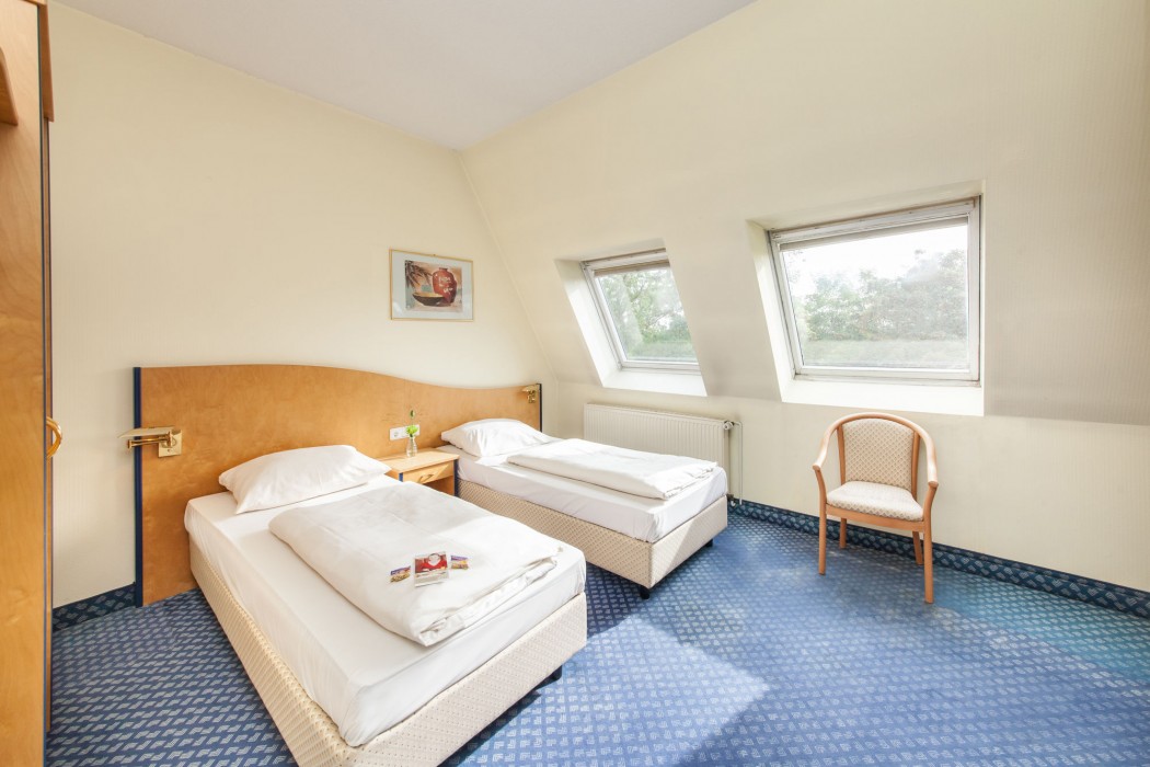 HOTEL VIKTORIA NEUSS 46/68