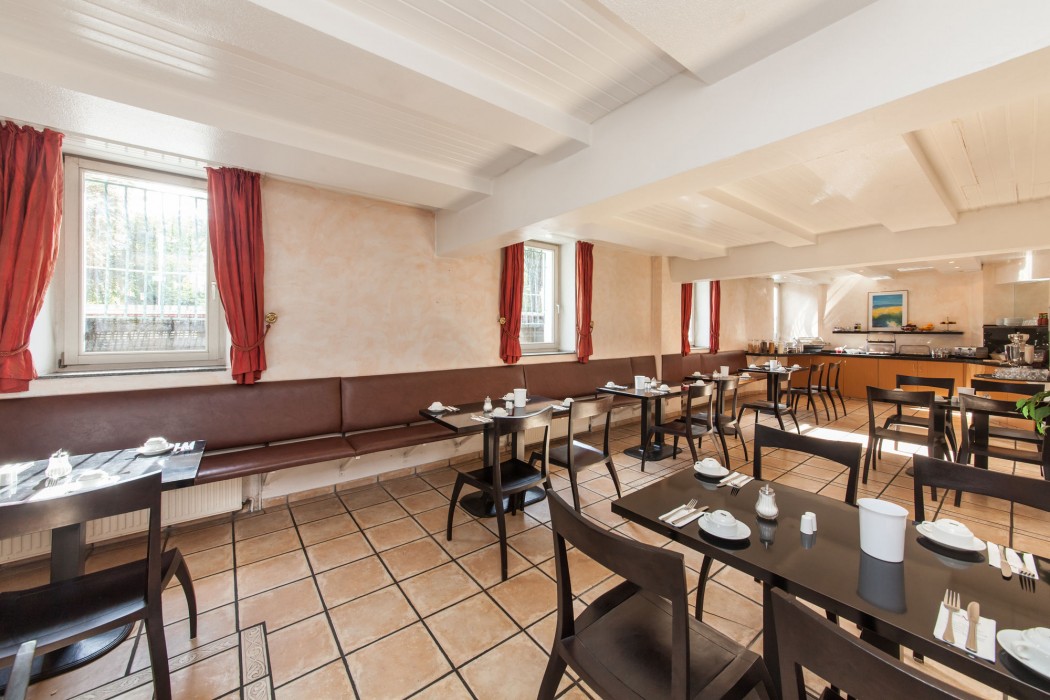 HOTEL VIKTORIA NEUSS 17/68