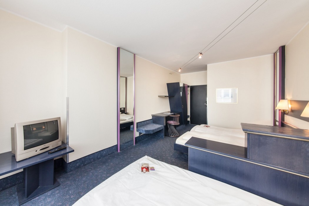 Hotel Mirage Neuss 56/78