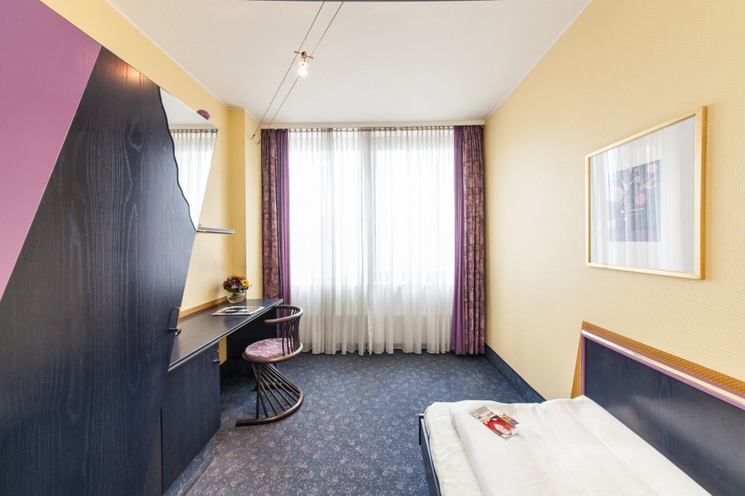 Hotel Mirage Neuss 29/78