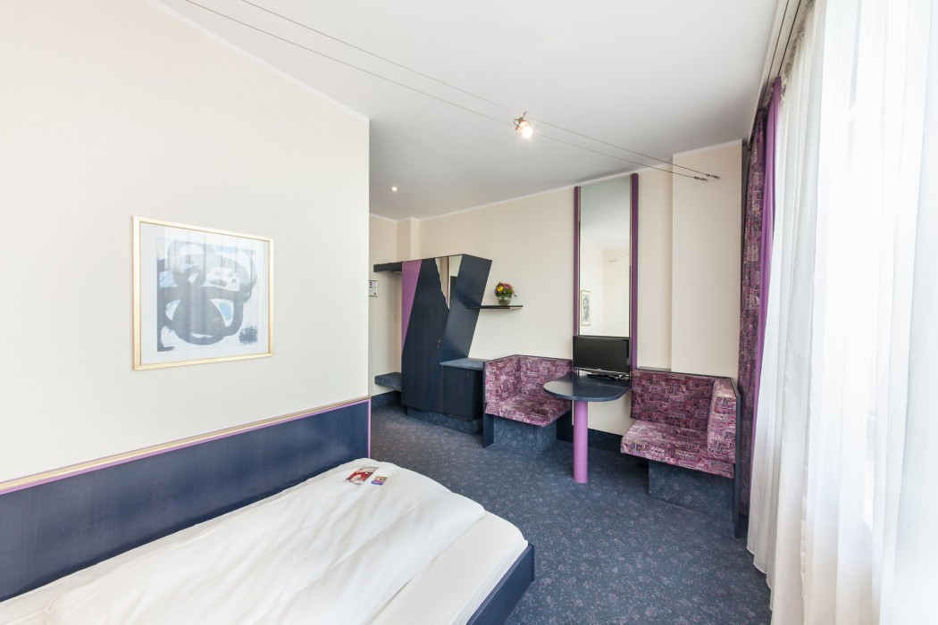 Hotel Mirage Neuss 45/78