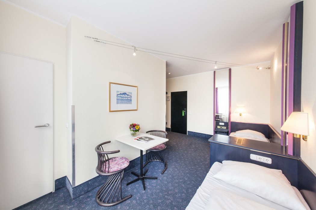 Hotel Mirage Neuss 53/78