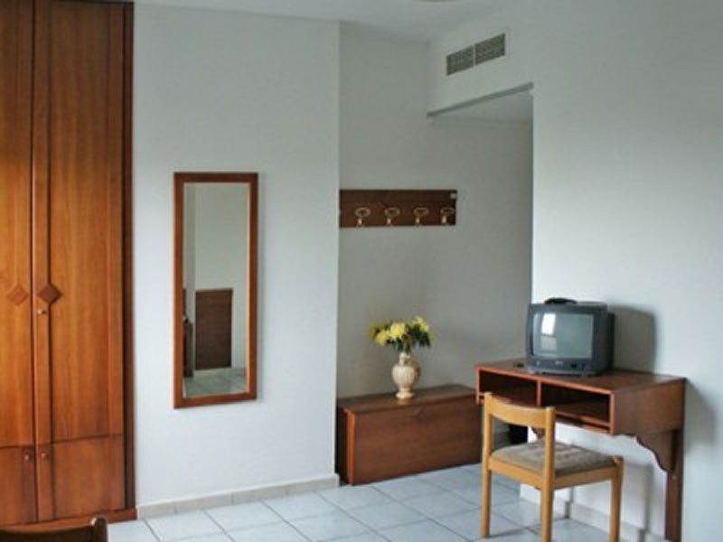 HOTEL NETTUNO SOVERATO 16/59