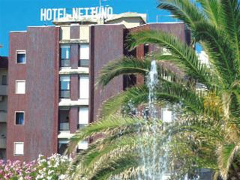 HOTEL NETTUNO SOVERATO 17/59