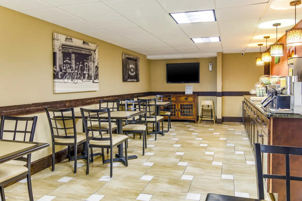 Quality Inn Stone Mountain GA 23/29