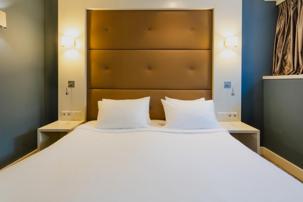 Hotel JL No76 7/64