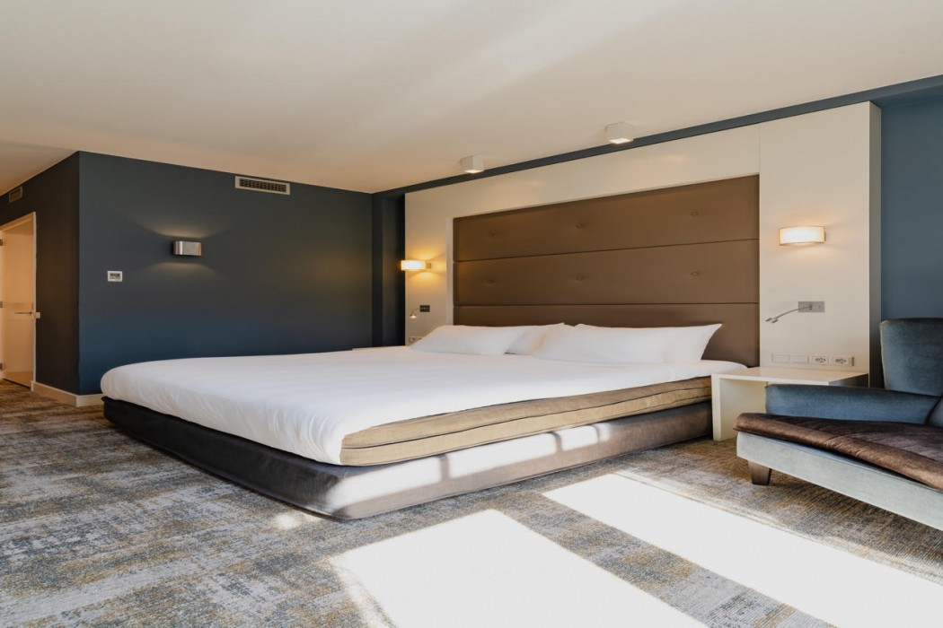Hotel JL No76 17/64