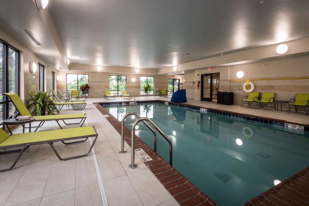 Hampton Inn and Suites Hammond 13/33