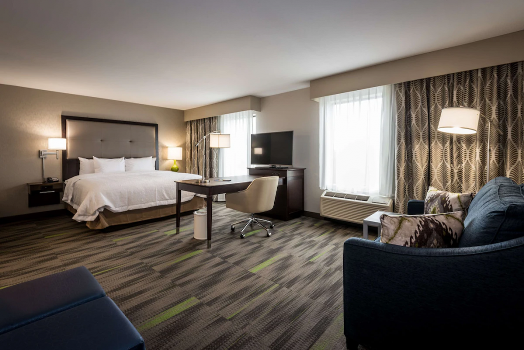 Hampton Inn and Suites Hammond 5/33