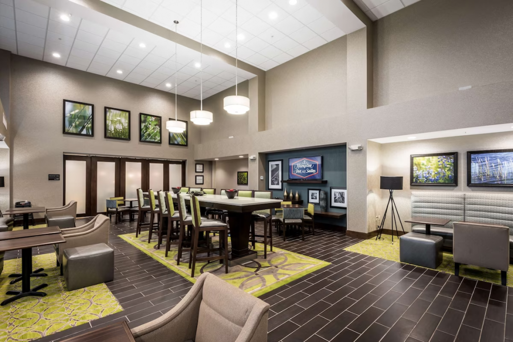 Hampton Inn and Suites Hammond 10/33