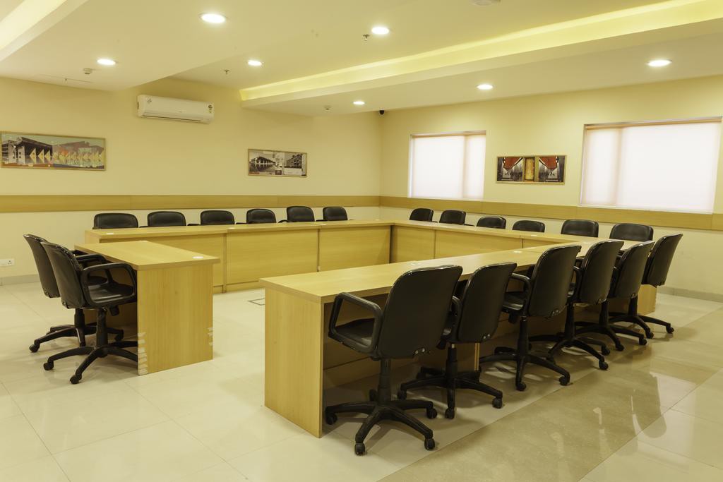 Mango Grove Hotel Chandigarh 31/62