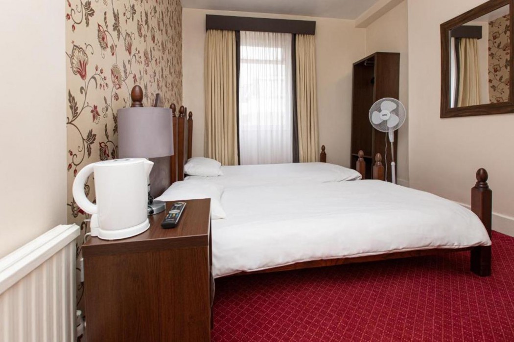 Islington Inn 13/58