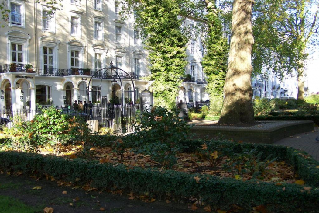 Tony's House Hotel in LONDON