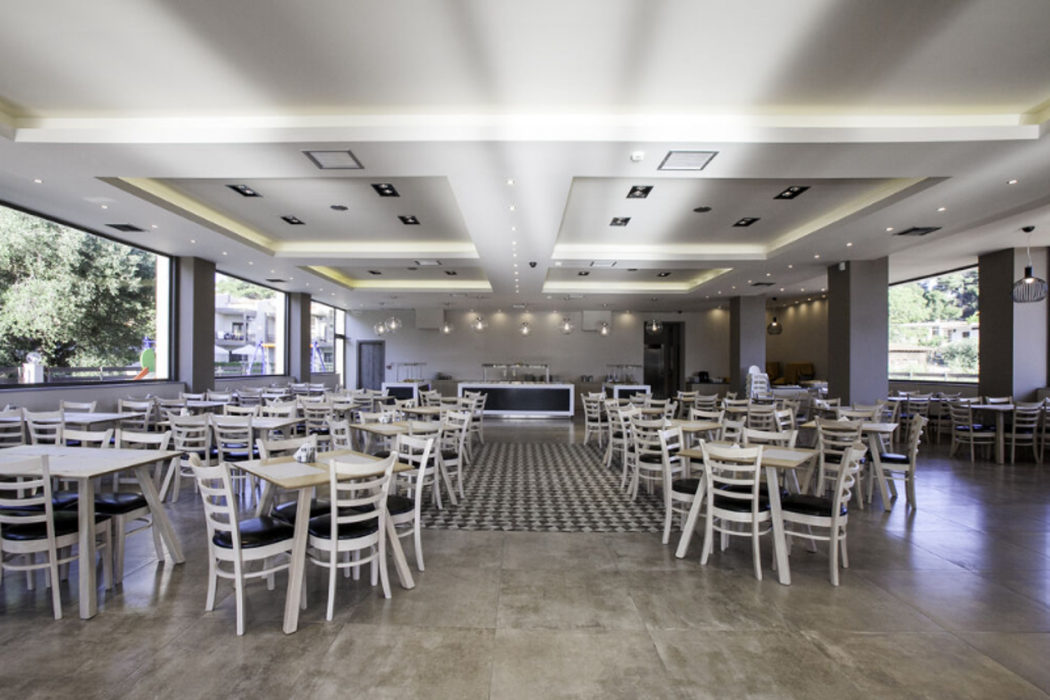 Simeon Hotel 24/49