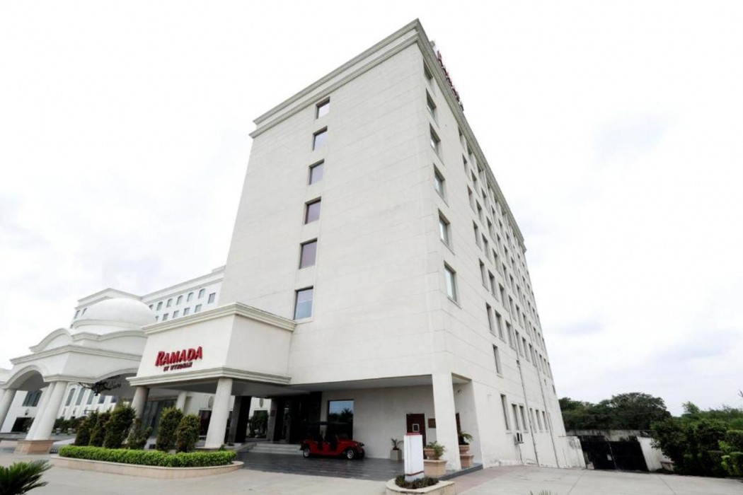 Ramada by Wyndham Lucknow Hotel and Convention Center 1/28