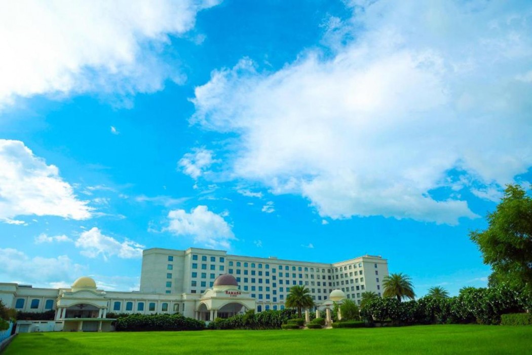 Ramada by Wyndham Lucknow Hotel and Convention Center 2/28