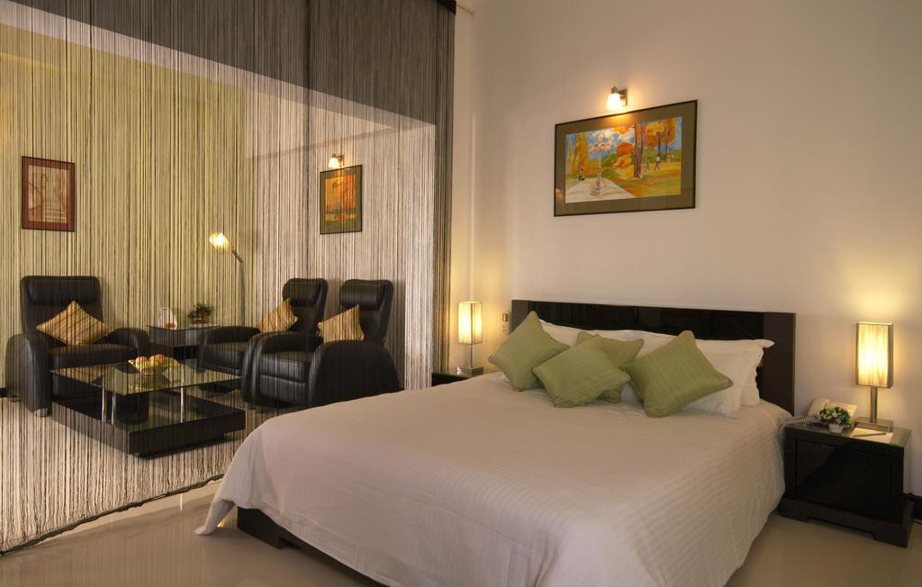 Lazdana Hotel Bangalore 12/53