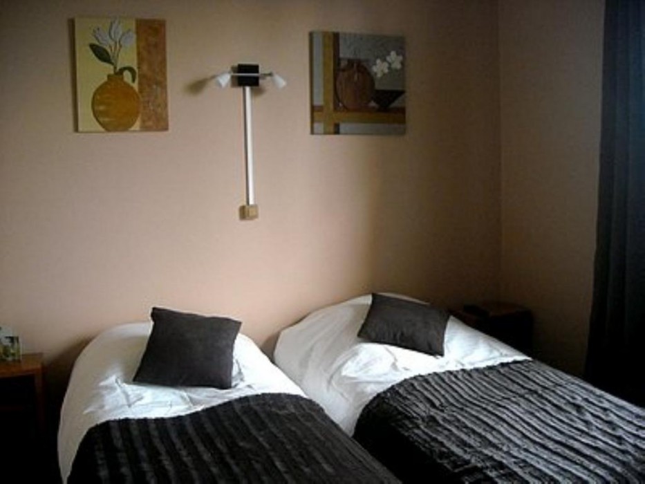 LOGIS AUBERGE DES AULNETTES 8/29