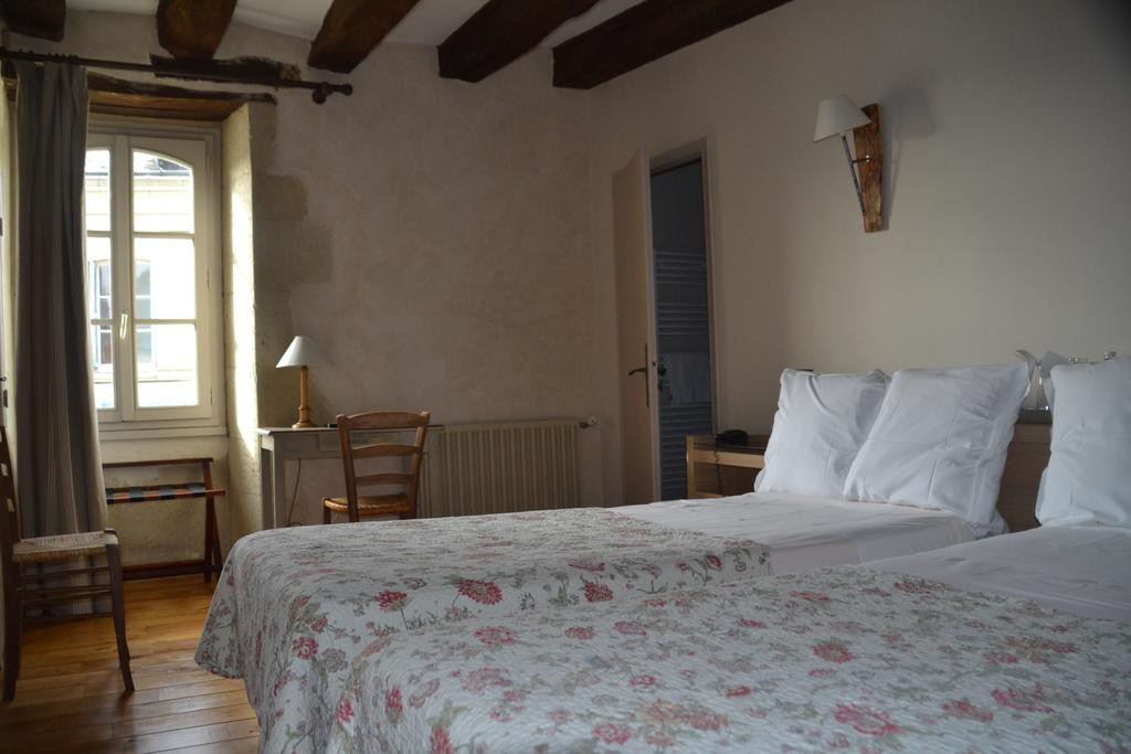 RELAIS DE LA MOTHE 3/42