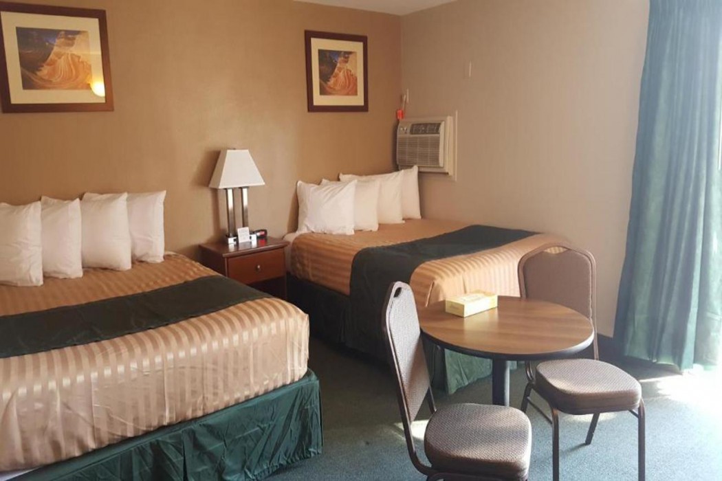 Lake Powell Canyon Inn 16/58