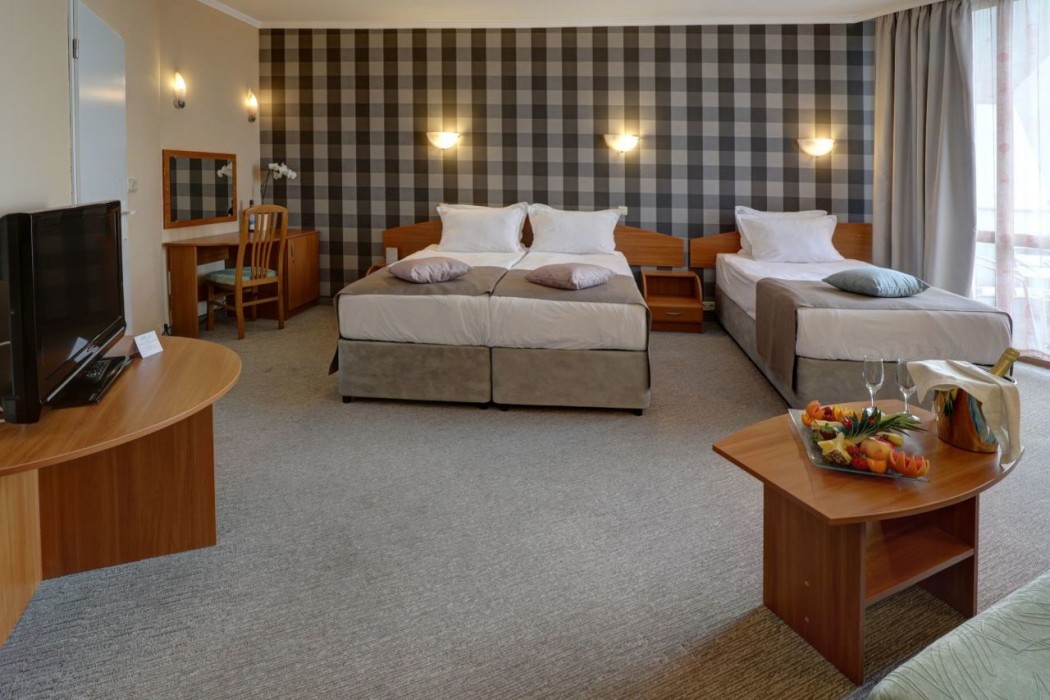 Mirabelle Hotel 19/91