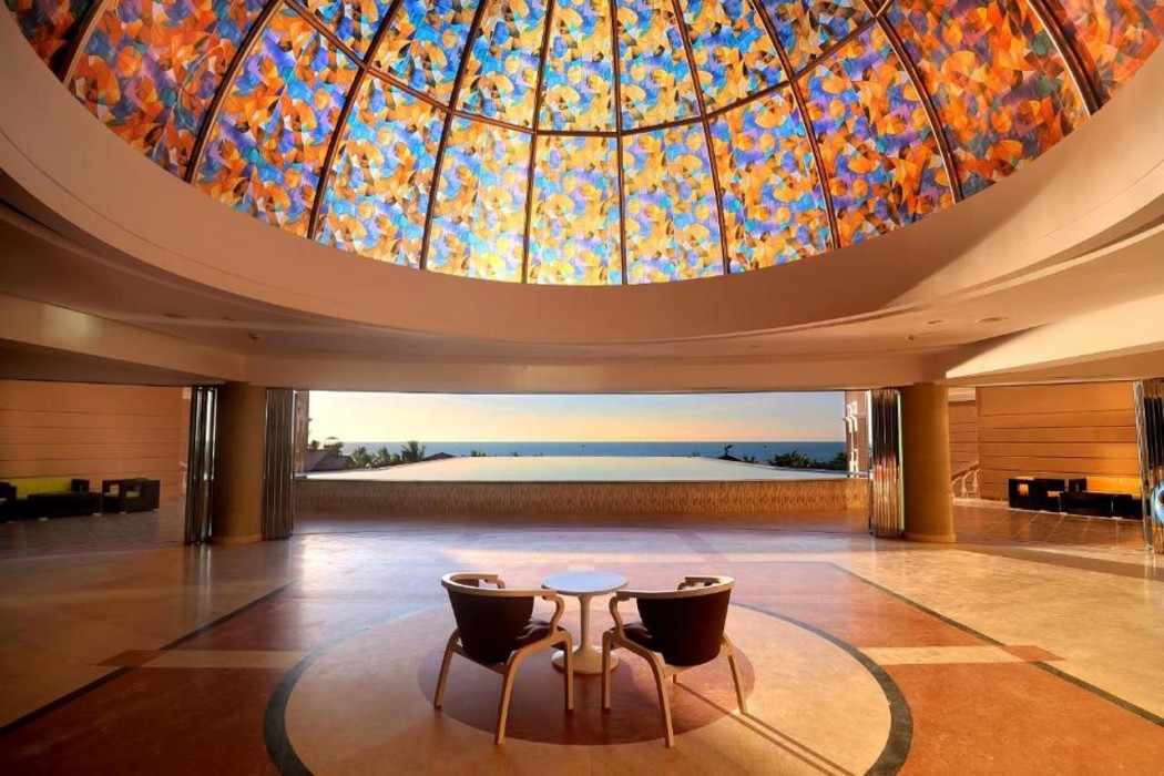Royal Tulip Sea Pearl Beach Resort & Spa 7/64