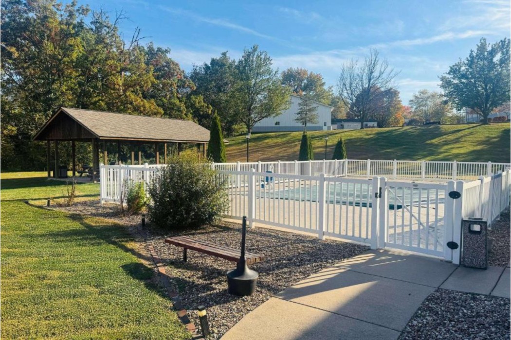 Baymont by Wyndham Chester IL 5/21